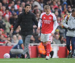 塔帅：相信因卡皮耶能组成最佳中卫搭档 厄德高未恢复至最佳状态