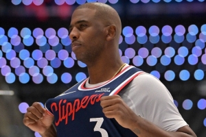 船记：像保罗这样身材的球员很难达到其高度 与他共事是我的荣幸