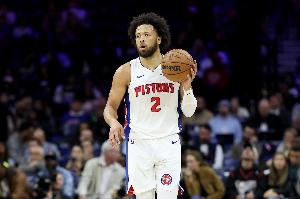 高效全能！康宁汉姆半场7中5拿到15分4板7助1断1帽