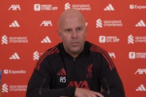 斯洛特：我对球员一点也不失望，在顶级俱乐部你总是会面对压力