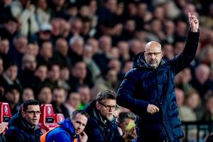 欧冠先后击败意甲、英超卫冕冠军，埃因霍温此前6-2大胜那不勒斯