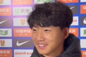 万项：我们球队很团结，最后两场不会放松要展现09新一代的形象