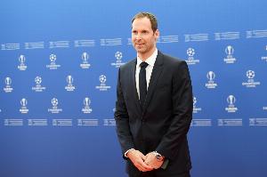 外媒：43岁传奇门将切赫与英国第四级别联赛冰球队签约