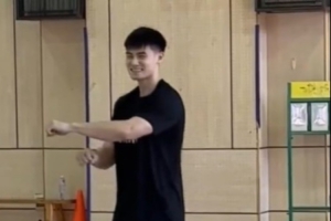 让我们看看谁是广州男篮训练日里的舞王️