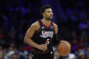 不太准但串联不错！格莱姆斯20中8得19分3板9助2断 第三节9分