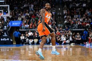 莱昂纳德：是时候走出困境了！你要么愿意改变要么就继续沉沦