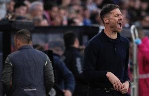 世体谈皇马丢榜首：阿隆索的球队完全看不出清晰思路，没有灵魂