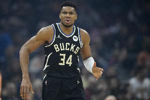 字母哥本赛季内线得分21.1联盟第一 雄鹿全队46.4排名联盟第26