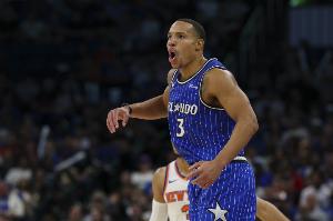 末节关键上篮不中！贝恩15中6拿到14分6助 正负值-3