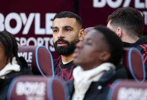 电讯报：若萨拉赫愿意离队，沙特已准备好资金签下他