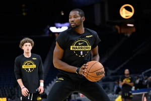 名记：很多球队的所谓非卖品 在字母面前都不再是非卖品