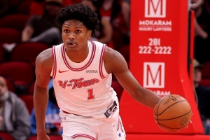 阿门：我觉得本赛季我更想站上罚球线 对此我很有信心