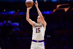 美记：高管认为湖人能用小里换字母 问题是湖人是否将他摆上货架