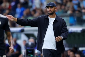 拜仁领先RB莱比锡8分，是德甲12轮过后榜首球队最大领先优势