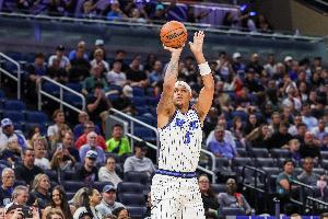 此前已伤缺10场！官方：今日魔术对阵热火 班凯罗可以出战