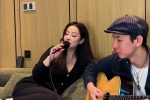 小七：出门前画了个很满意的妆，随意臭美一下！