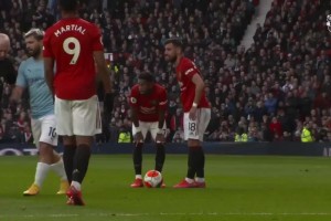 B费马夏尔连线！马夏尔攻破曼城球门