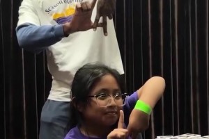 国外的黑粉也太过分了，竟说这个马桶像詹姆斯